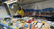 Poissonnier marché St Hilaire