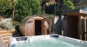 Jacuzzi extérieur et Sauna Finlandais